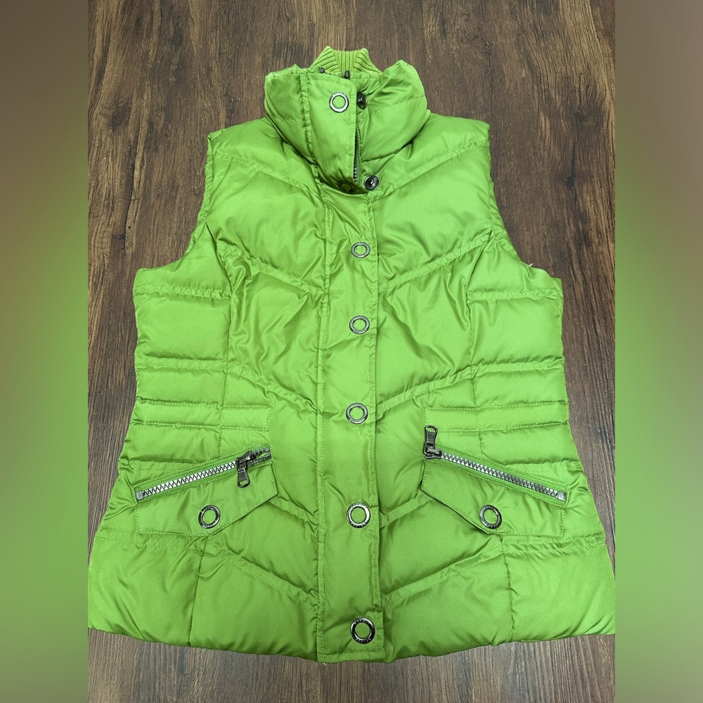 VGUc Espirit puffer vest size medium